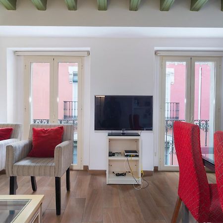 Amplio Piso En El Corazon De Sevilla Екстер'єр фото
